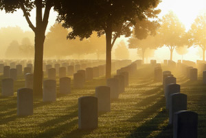 Blumenstrauß für eine Beerdigung und Friedhof